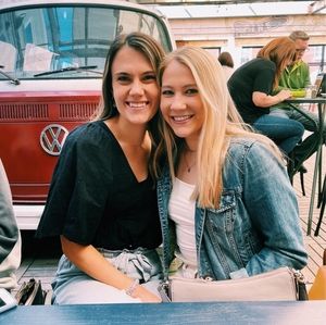 Meet your Posher, Melissa